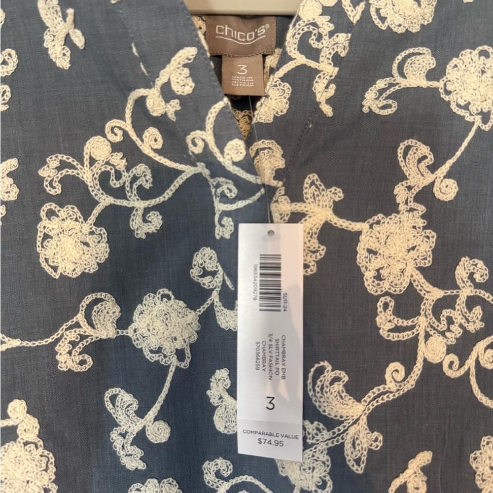 NWT Chico’s Floral embroidered Blue Women's Top - Picture 2 of 3
